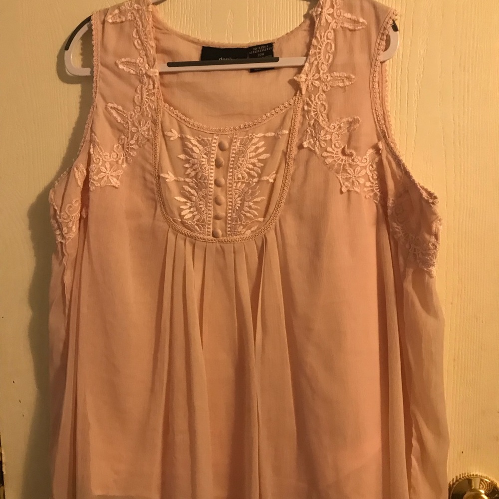 Boutique shirt